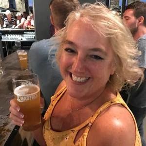 Meet your Posher, Beth